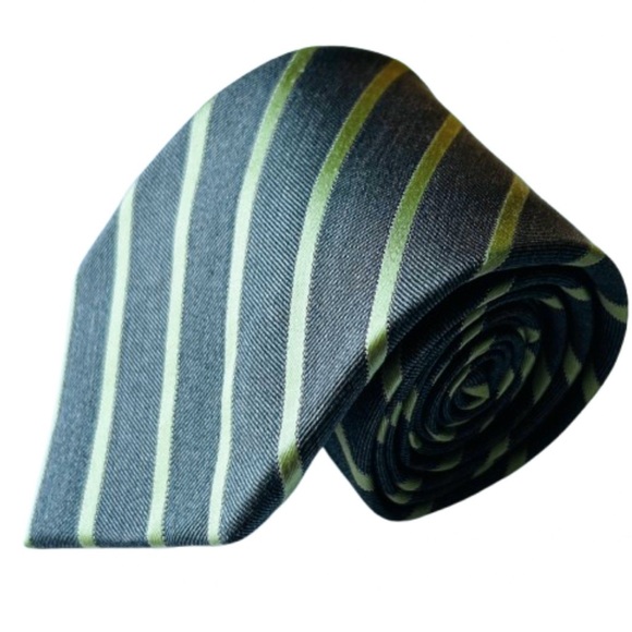 DKNY Silk Tie Gray with Kiwi Stripes 61"L x 3.25"W - Picture 4 of 7